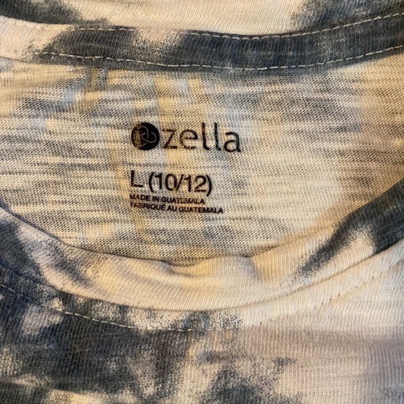 ZELLA cropped tee Size L (10-12) - Picture 6 of 8